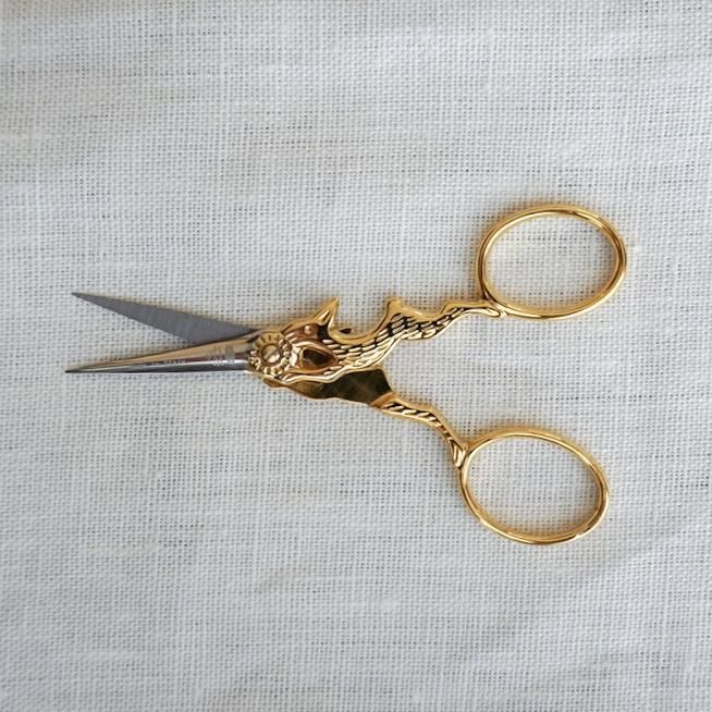 Premax製 刺繍鋏 10cm(野うさぎ/ゴールド) - soiesoie marché Premax製 刺繍鋏 10cm(野うさぎ/ゴールド) - soiesoie marché