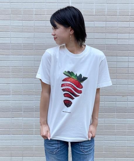 大阪文化服装学院コラボTシャツ | Strawberry byHARUKA YAMASAKI