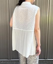 <{$new_item[num].name|escape:'html'}>