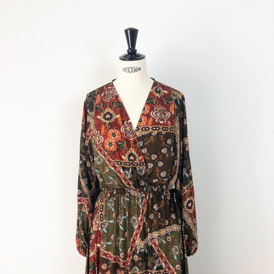 Scarf print long one-piece<BR>brown multi
