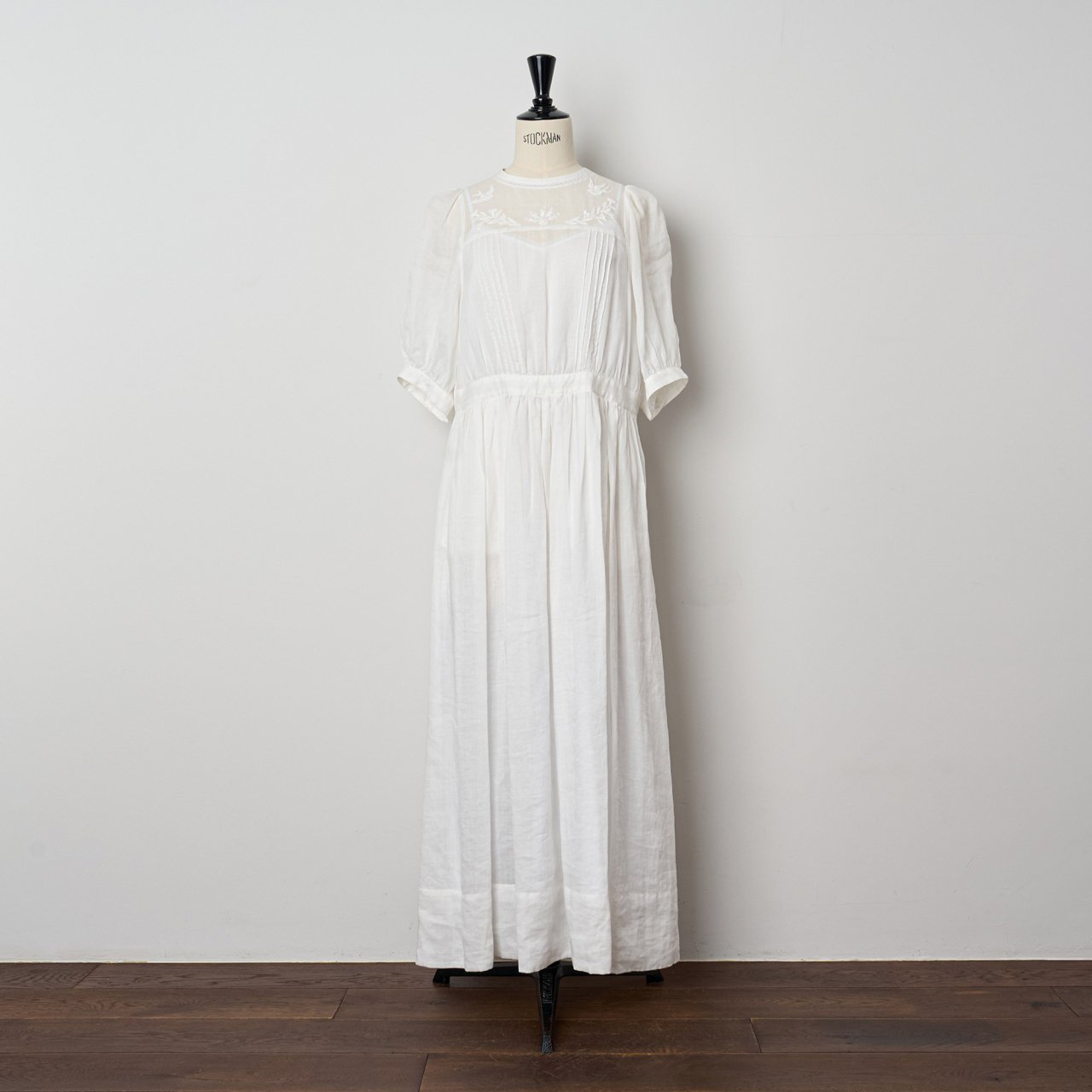 Pale Jute<BR>linen summer dress �<BR>WHITE										