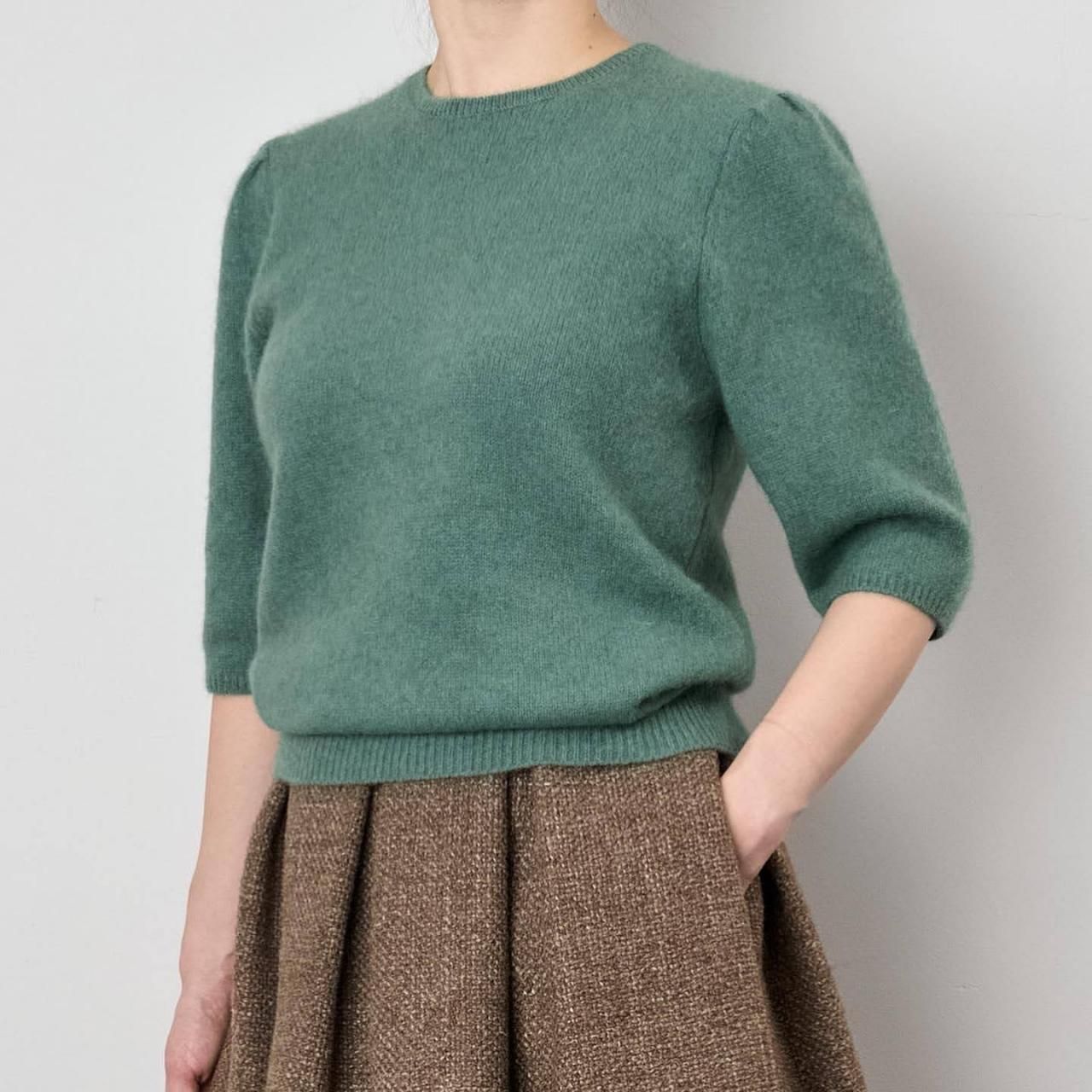 Pale Jute<BR>Pearl Button Knit<BR>sage