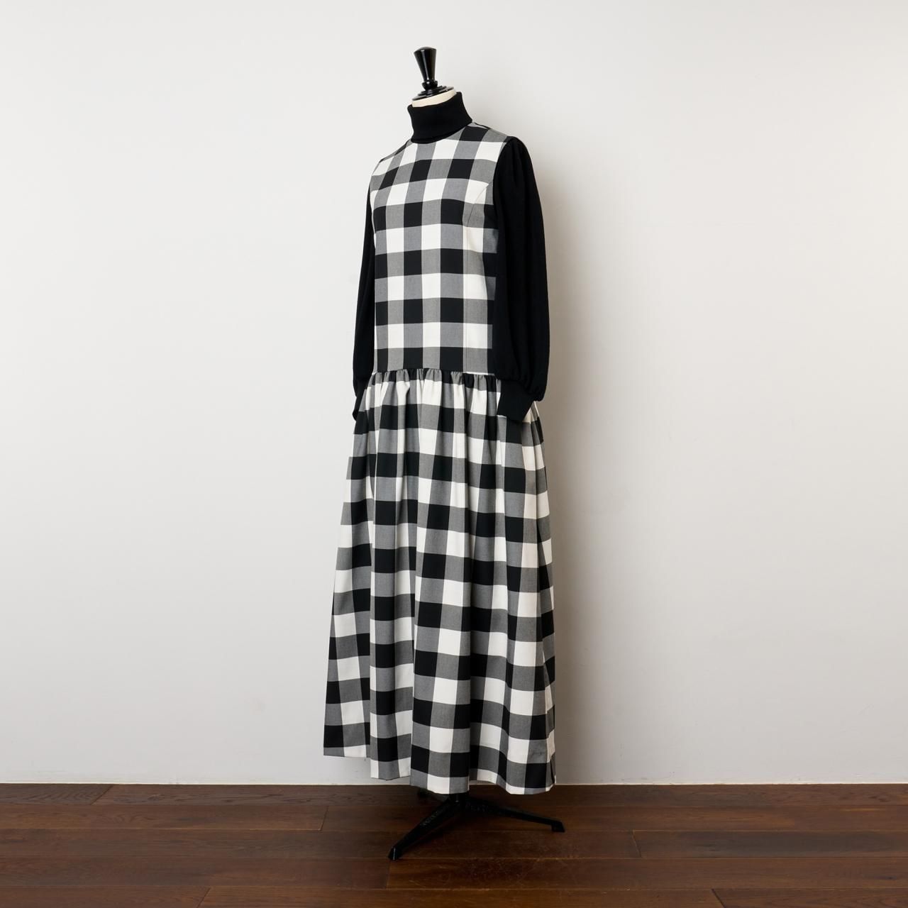 Pale Jute Block Check one-piace IIIblack × white - Pale Jute