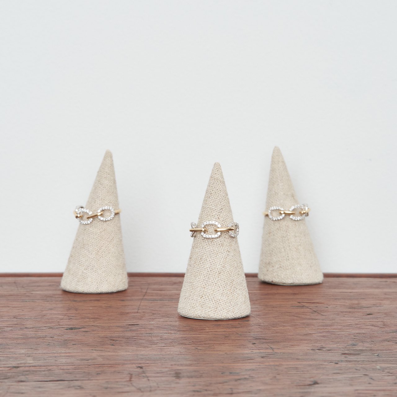 Pale Jute<BR>chain ring