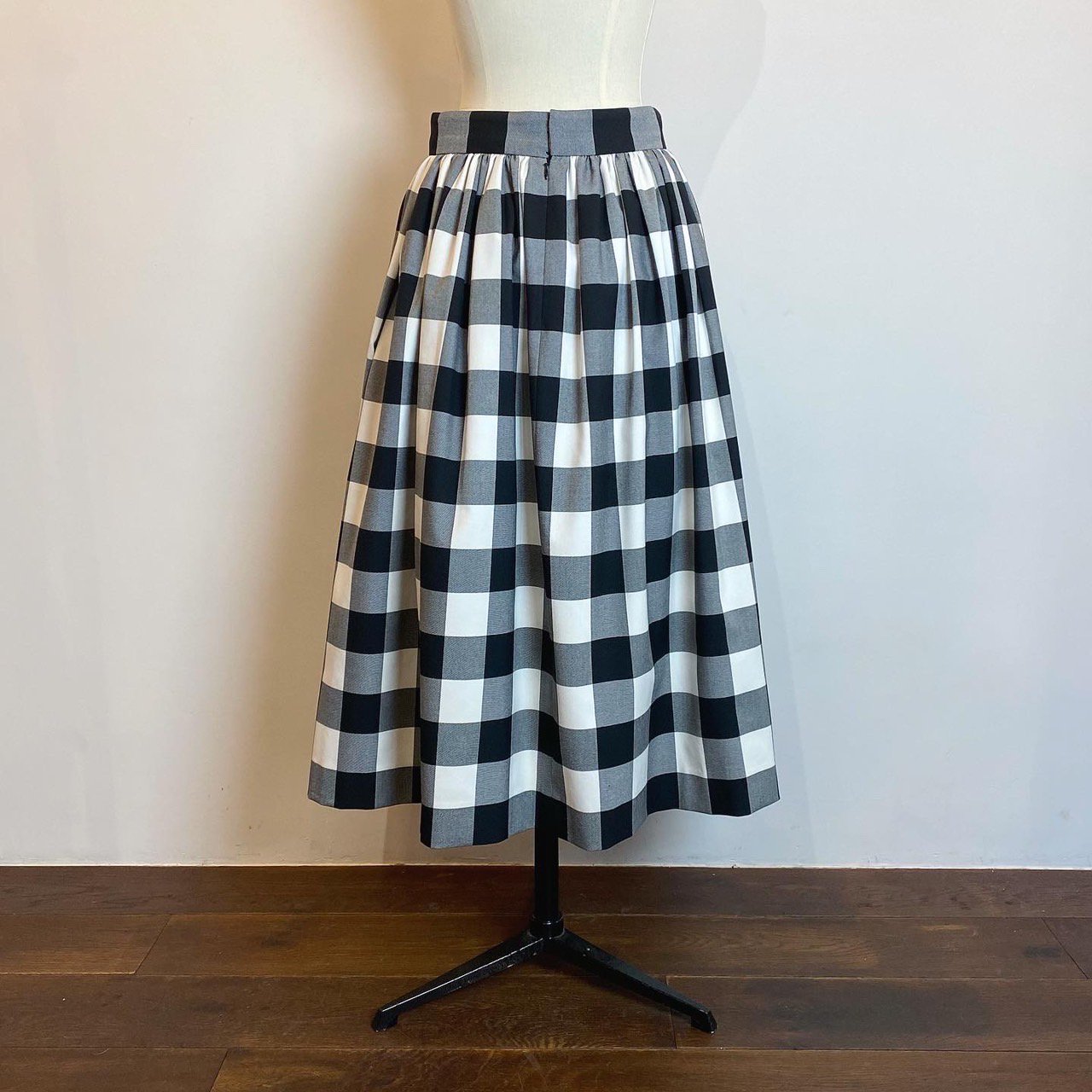 Pale Jute Block Check Skirt II black × white - Pale Jute