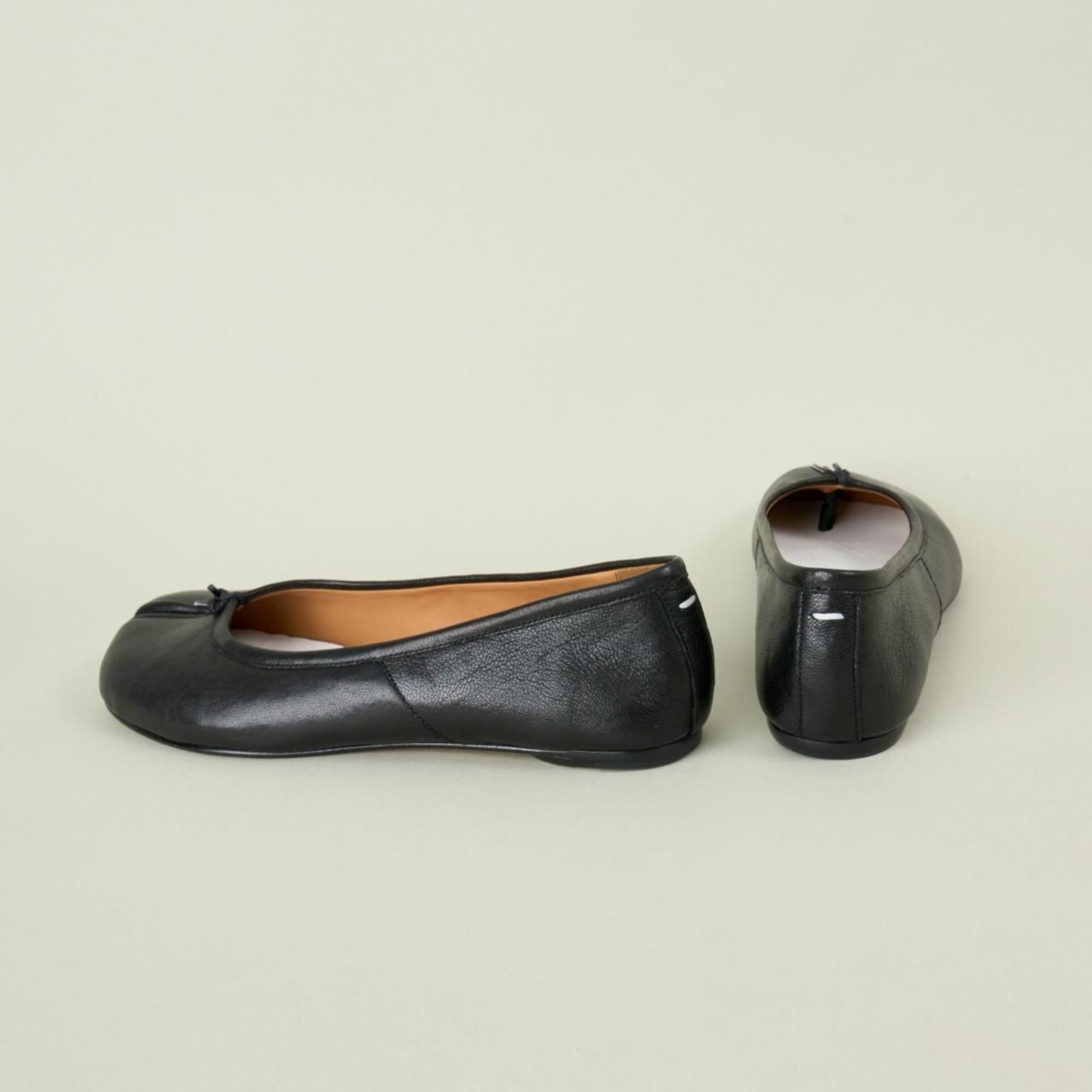 Maison Margiela PARIS FEMME Tabi バレエ フラットBlack - Pale