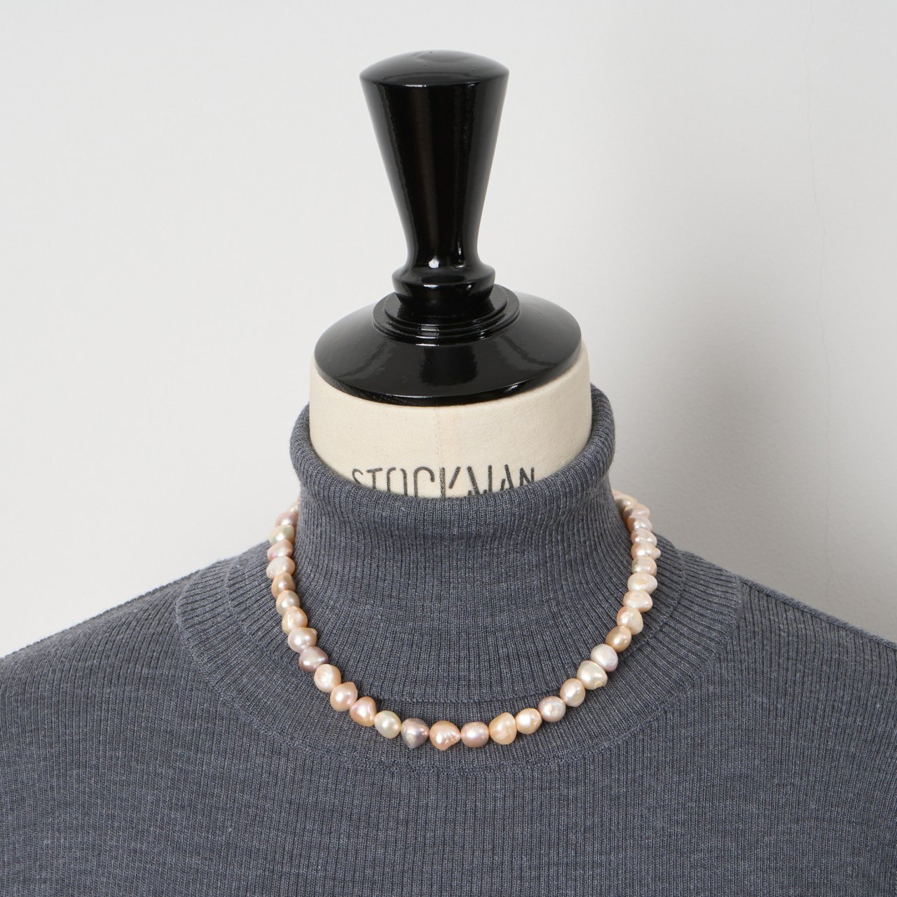 mihoko sakai<BR>color pearl necklace