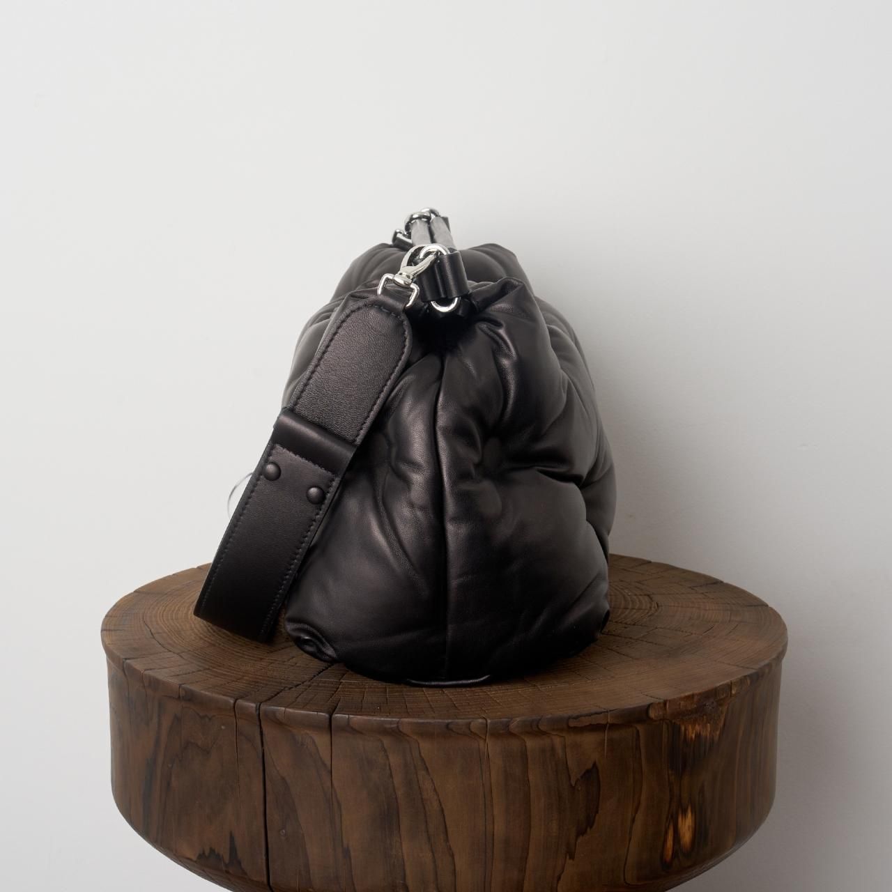 Maison Margiela PARIS FEMME グラムスラム クロスボディバッグ Maison Margiela PARIS FEMME グラムスラム クロスボディバッグ