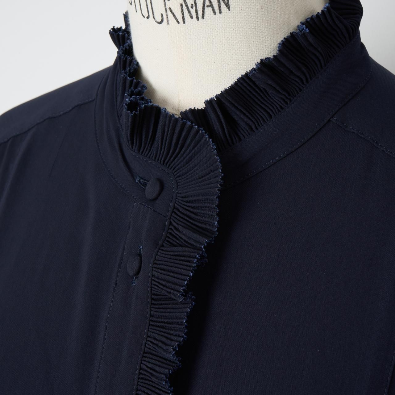 PaleJutePleated blouse sophiedark navy - Pale Jute