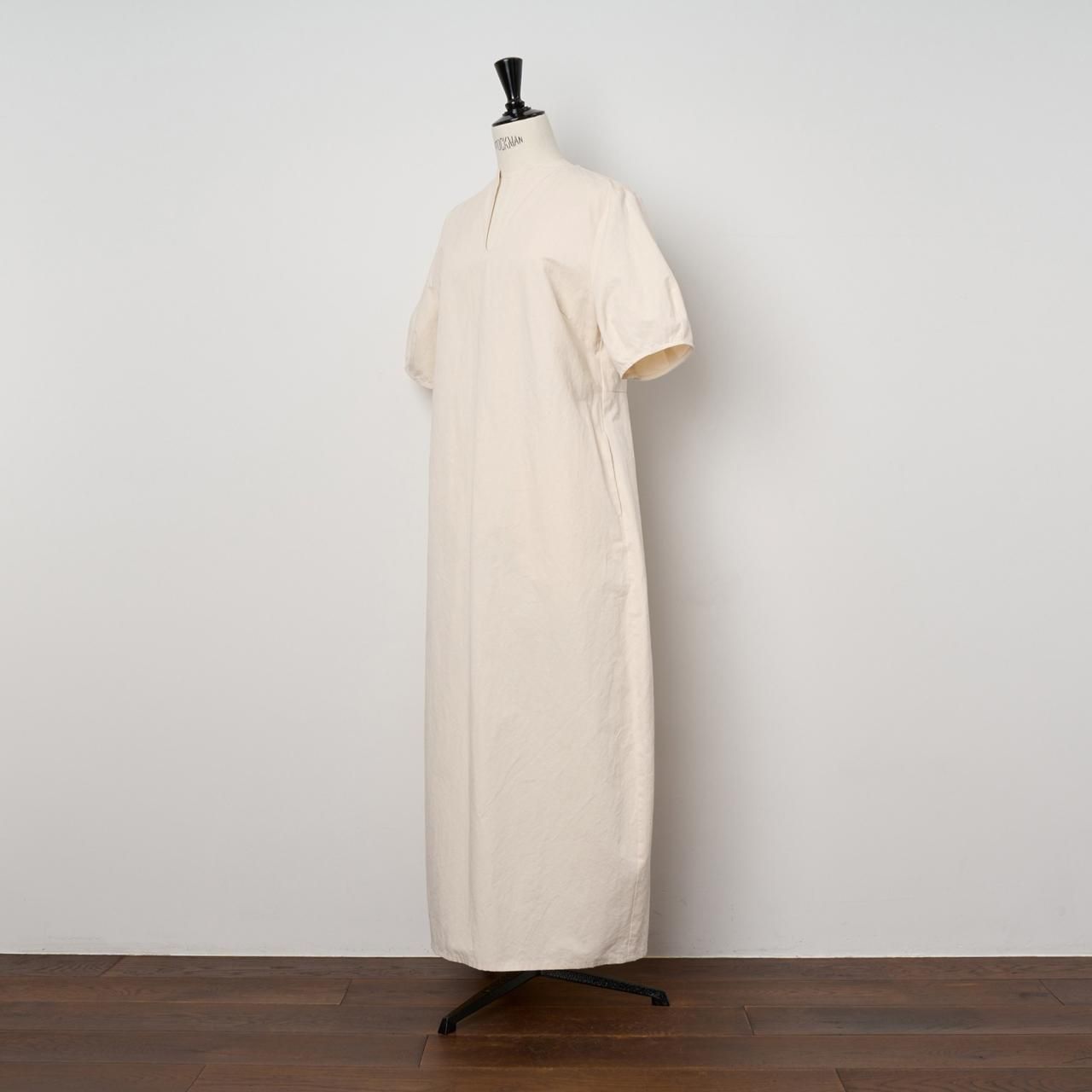 SINMEUネックワンピースオフホワイト - Pale Jute