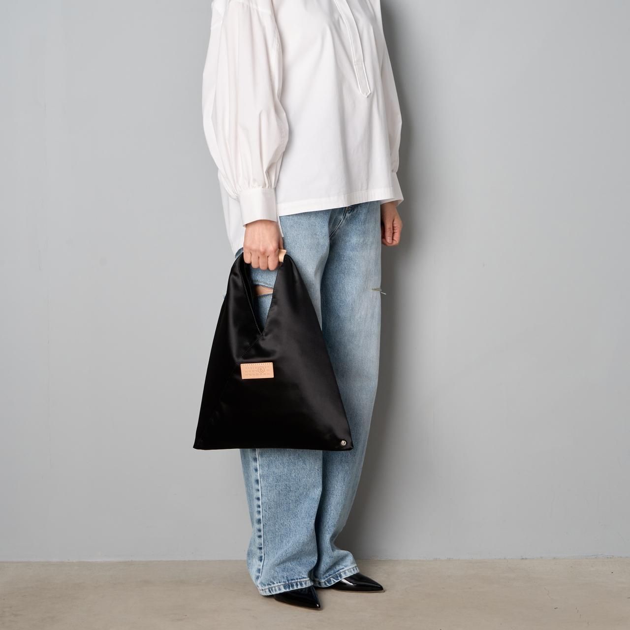 MM6 Maison Margiela ジャパニーズバッグ スモールブラック MM6 Maison Margiela ジャパニーズバッグ スモールブラック