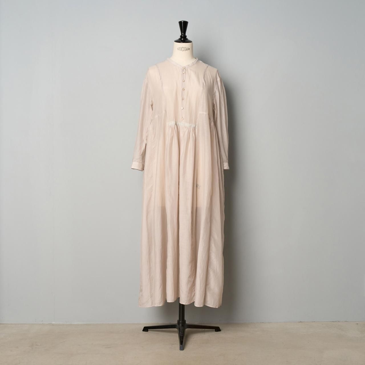 gathered dress | esseism