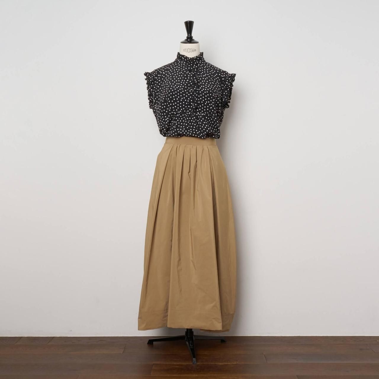 ペールジュートブラウス Pale Jute polka dot band sleeve blouse black × white - Pale Jute