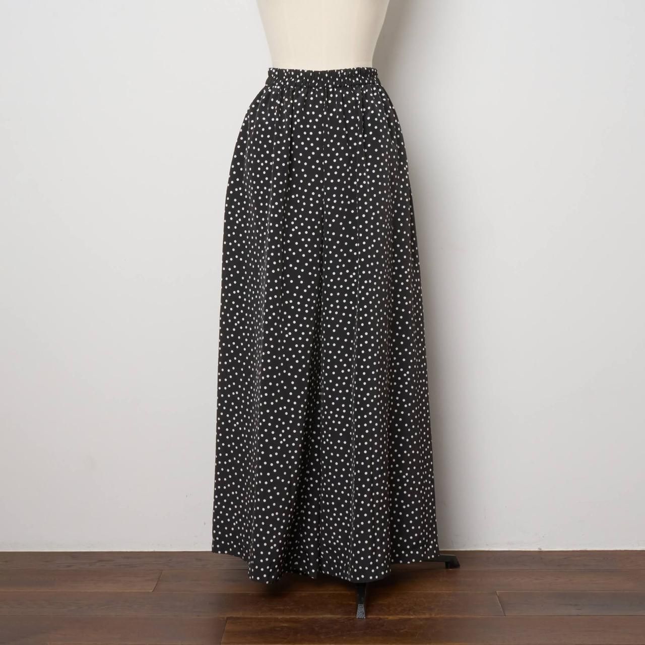 Pale Jute <BR>polka dot pants<BR>black  white