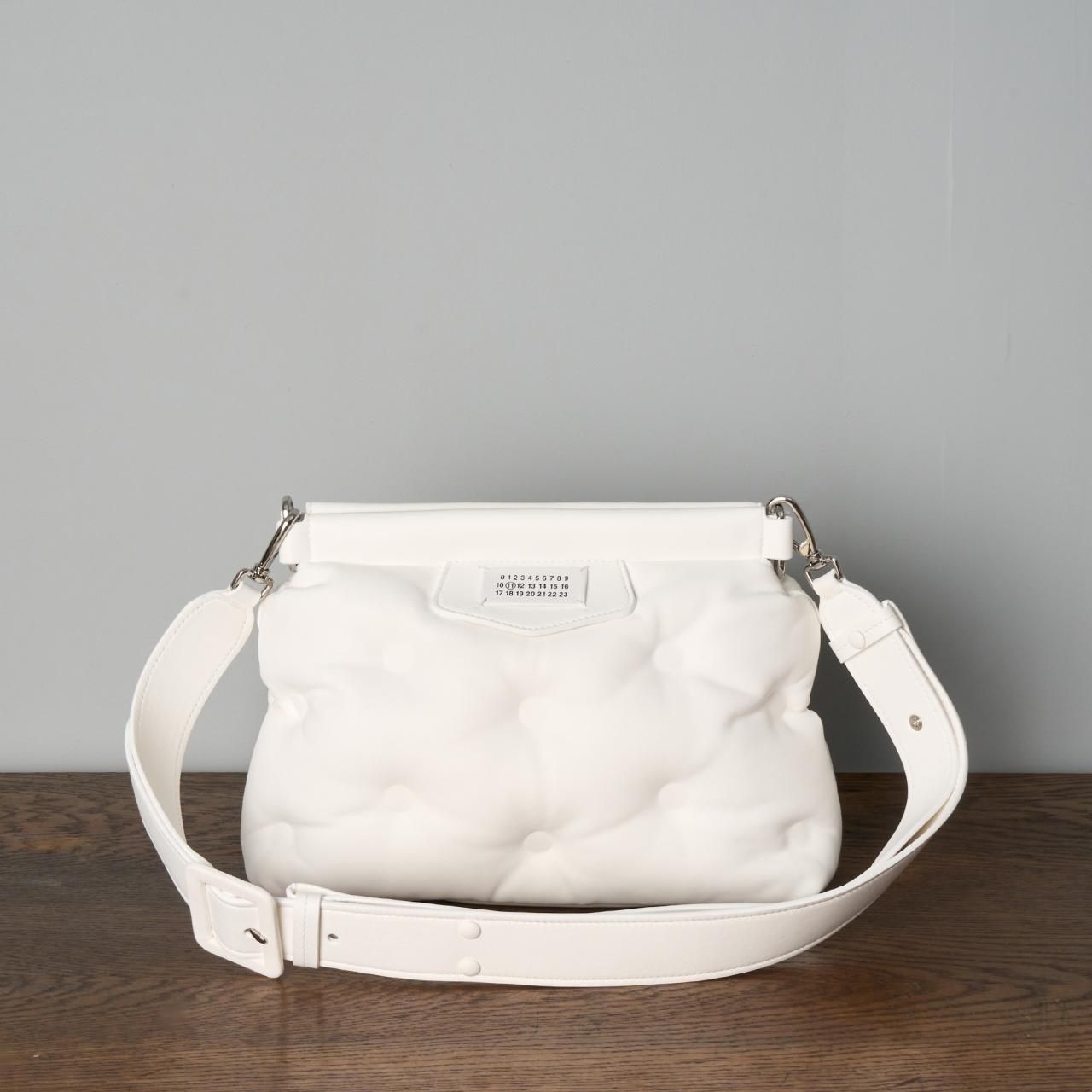 Maison Margiela PARISFEMMEグラムスラム スモールホワイト Maison Margiela PARISFEMMEグラムスラム スモールホワイト