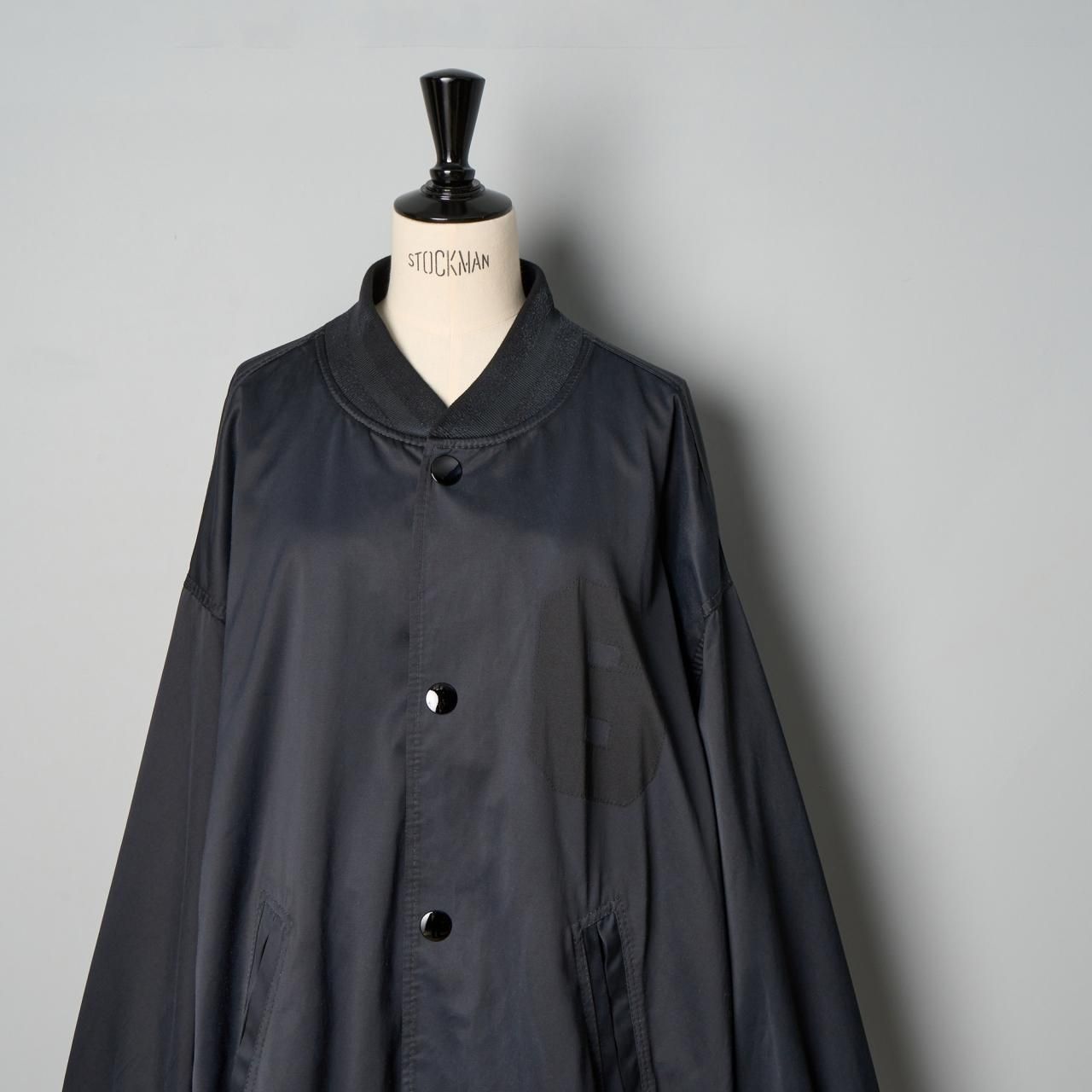 MM6 Maison Margielaオーバーサイズ バーシティ ジャケット MM6 Maison Margielaオーバーサイズ バーシティ ジャケット