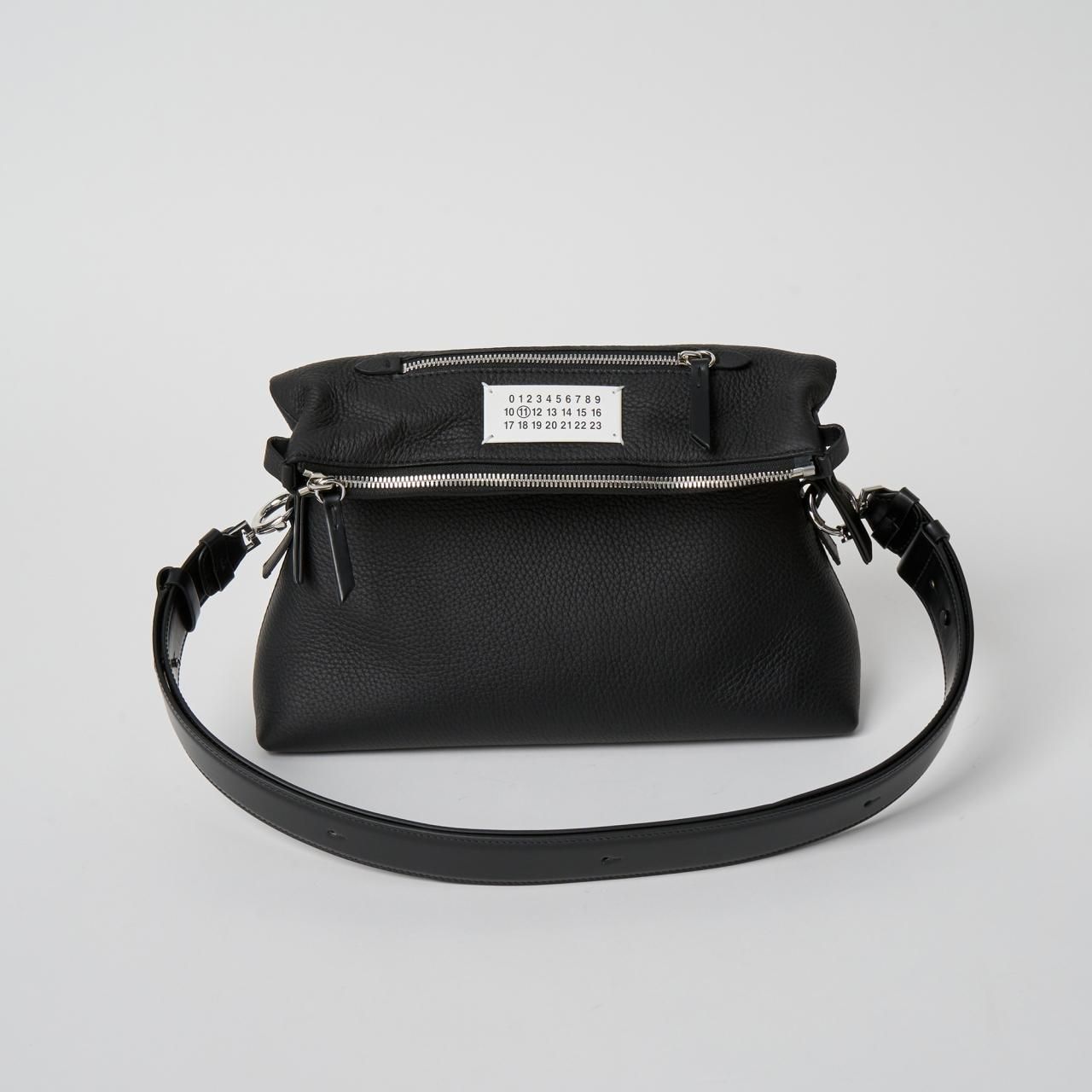 Maison Margiela PARIS FEMME 5AC レザーショルダーバッグ Maison Margiela PARIS FEMME 5AC レザーショルダーバッグ
