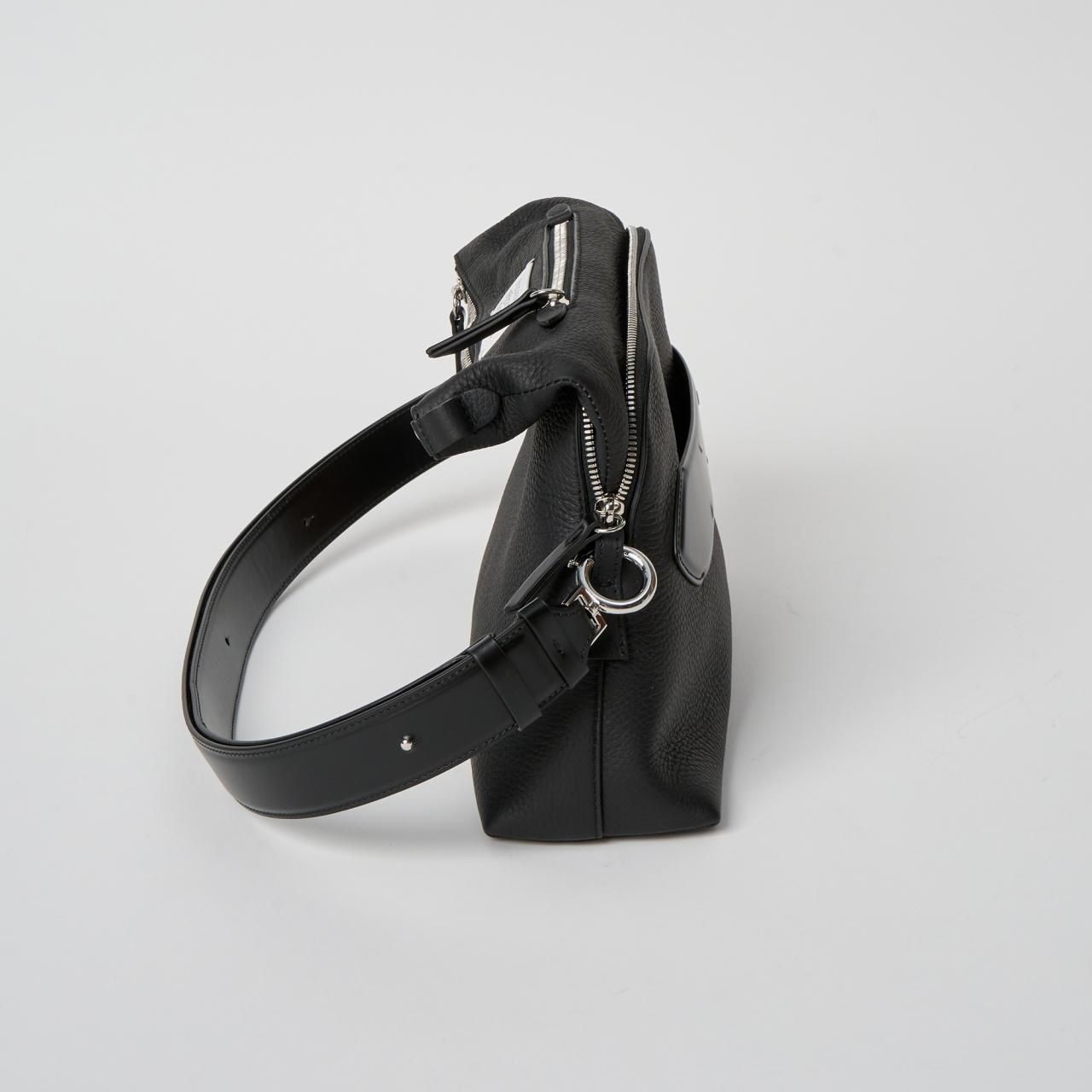 Maison Margiela PARIS FEMME 5AC レザーショルダーバッグ Maison Margiela PARIS FEMME 5AC レザーショルダーバッグ