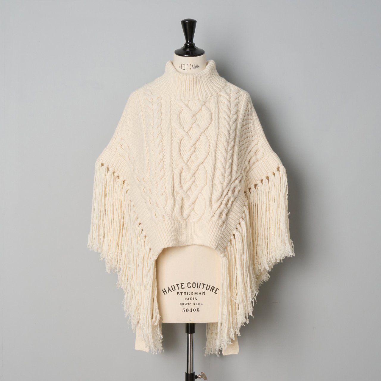 üca <BR> aran hand-knit frige poncho vest <BR> white
