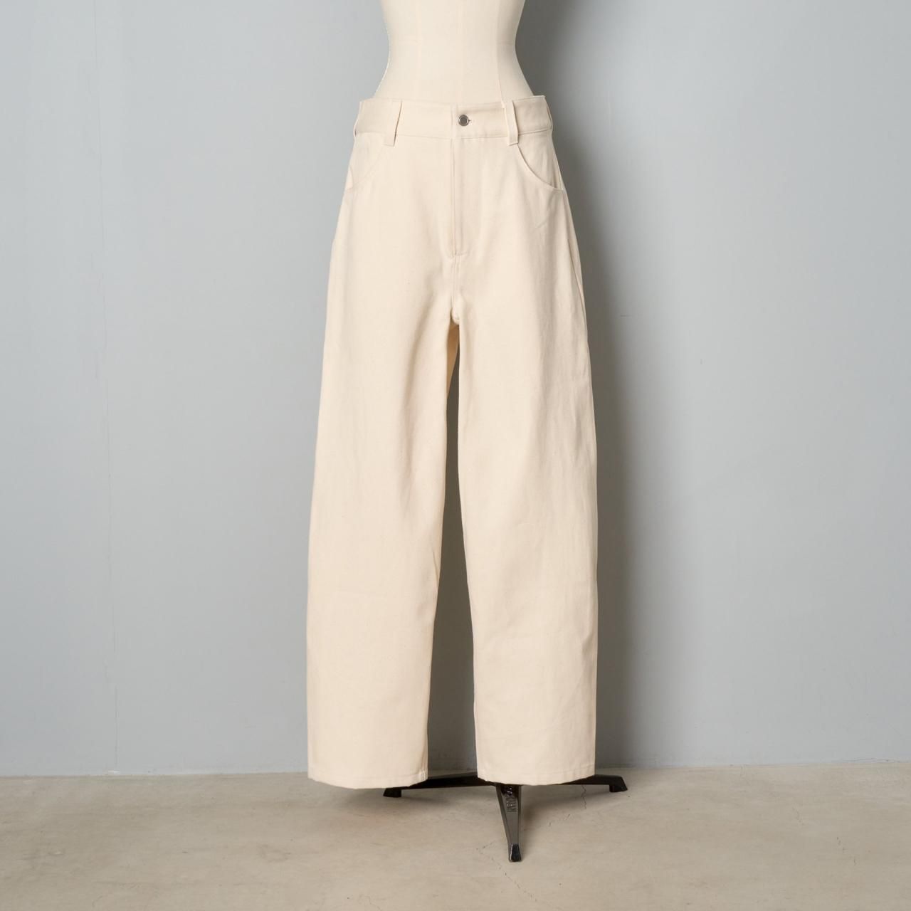 Pale Jute <BR>basic wide tapered denim pants<BR>