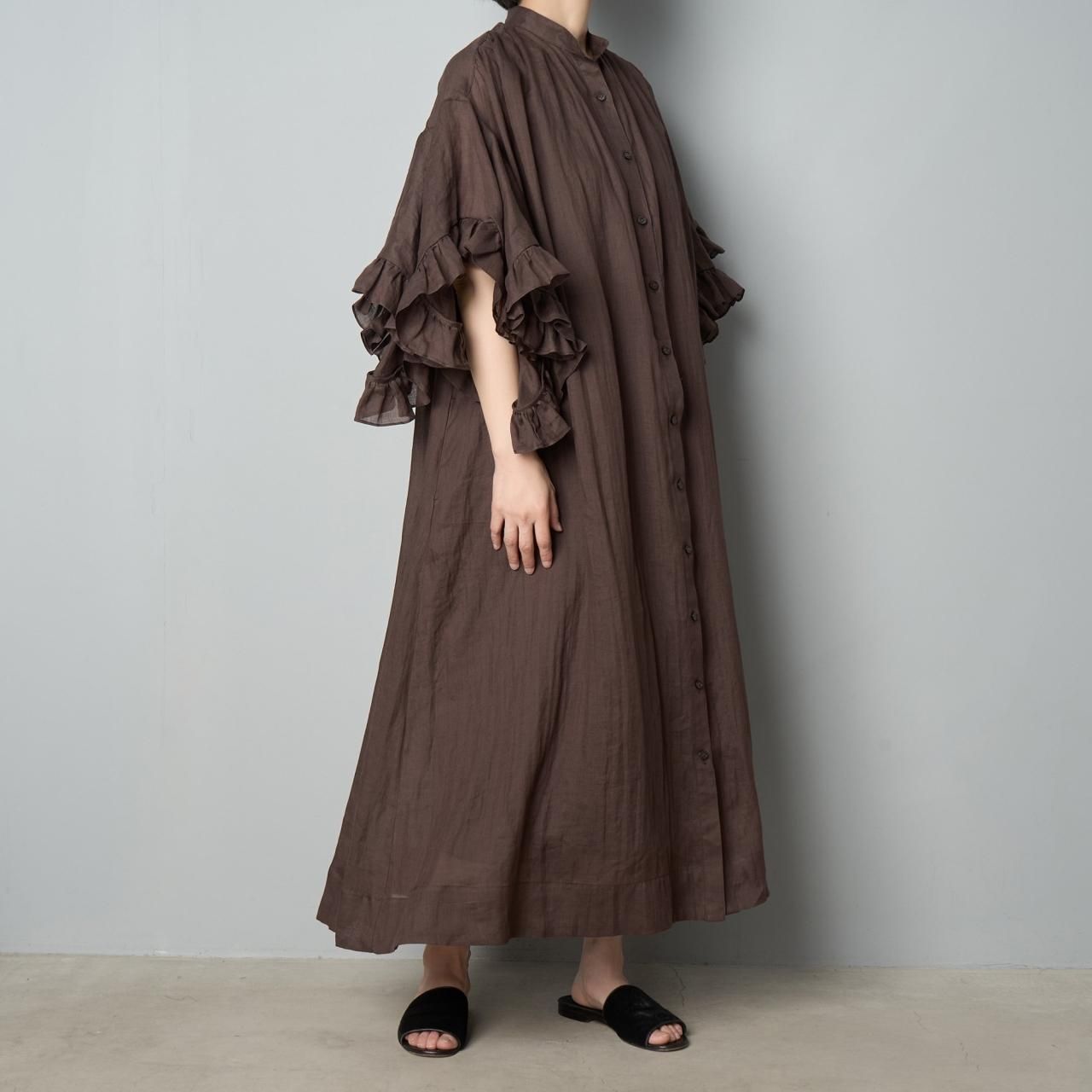 Pale Jute <BR>Petal frill one-piece<BR>brown