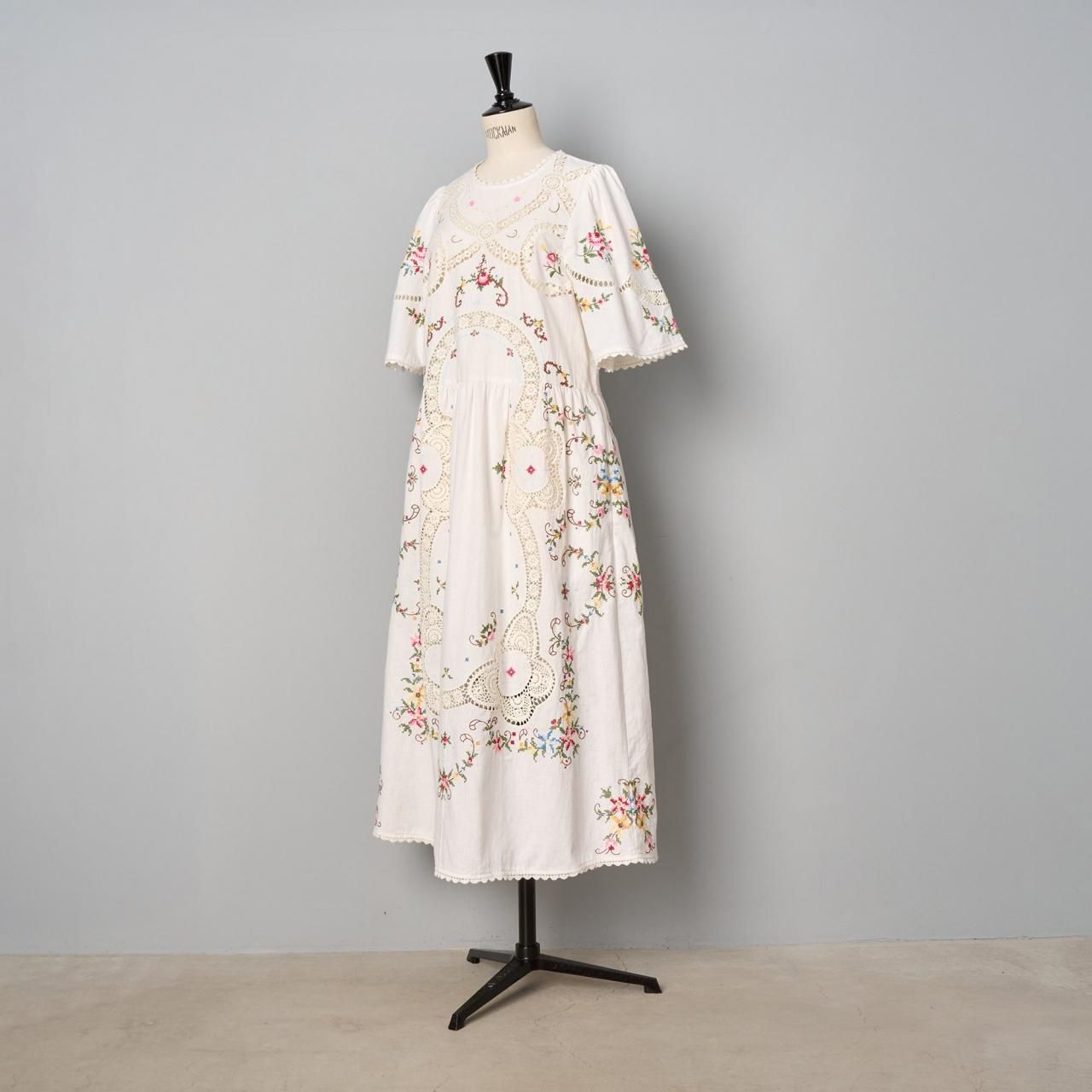 Sea New YorkEDWINA EMBROIDERY S/SLV DRESS - Pale Jute