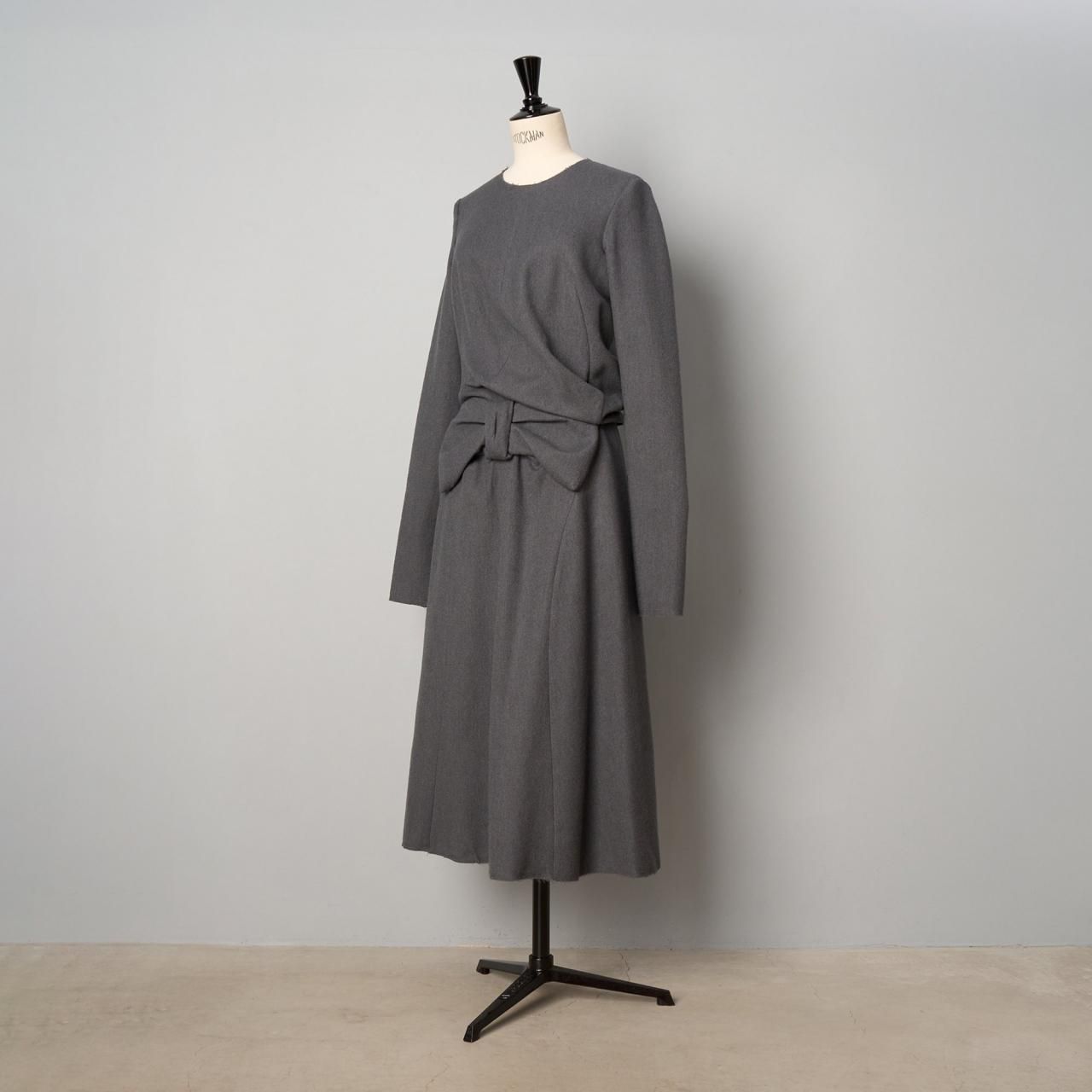 最先端 Maison Margiela リボンミディドレスダークシャドウ - Pale Jute パンツ