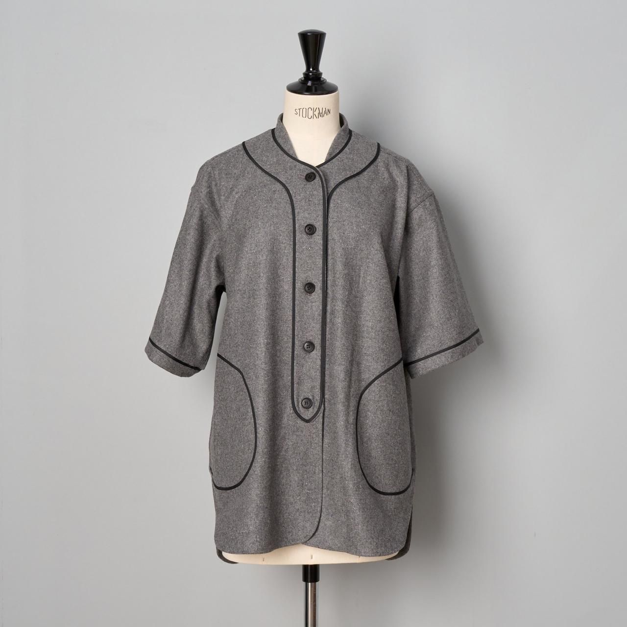 pelleq<BR>half sleeve jacket