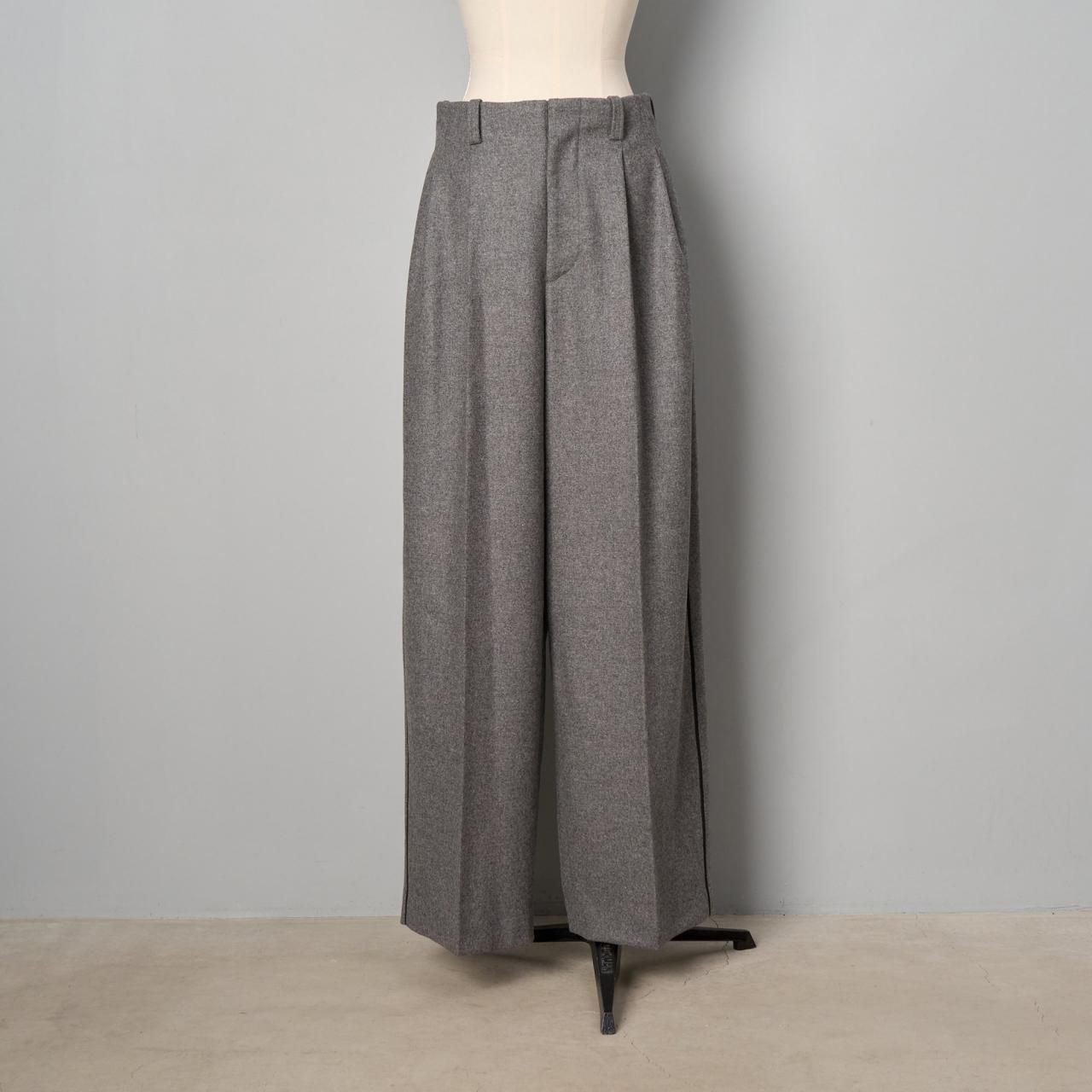pelleq<BR>double tuck trousers
