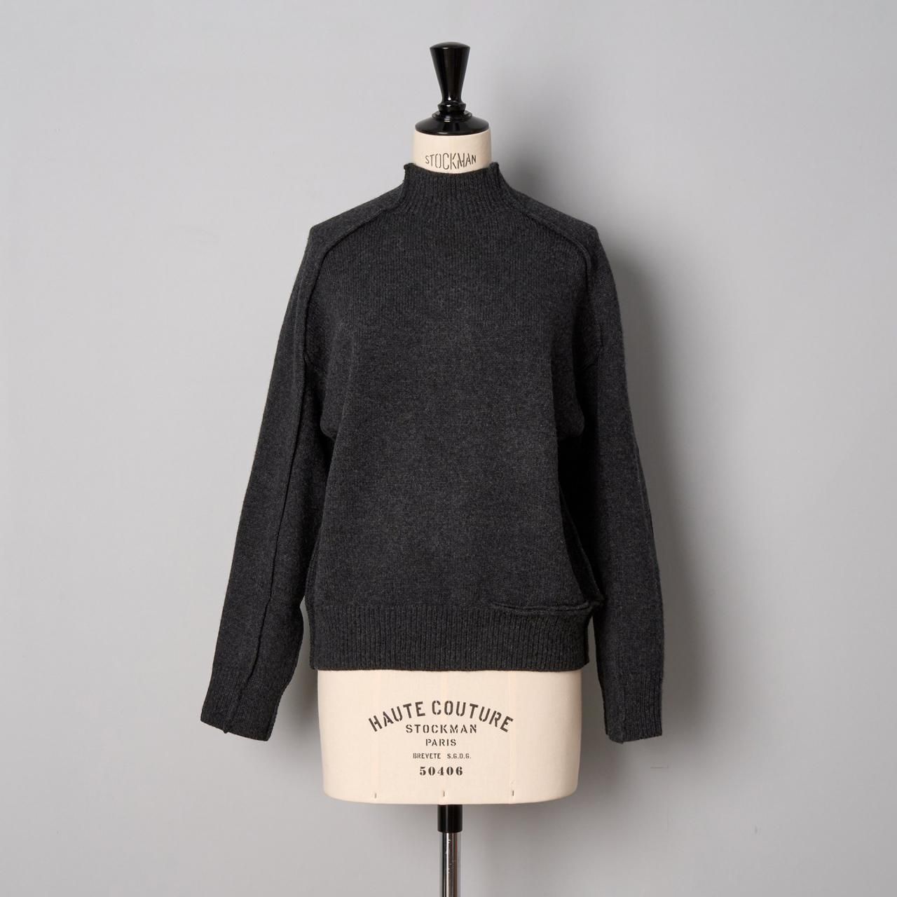 pelleq<BR>openable side hem jumper<BR>charcoal