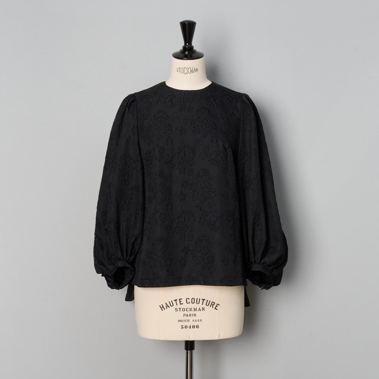 Pale Jute <BR> Black flower jacquard blouse<BR> black
