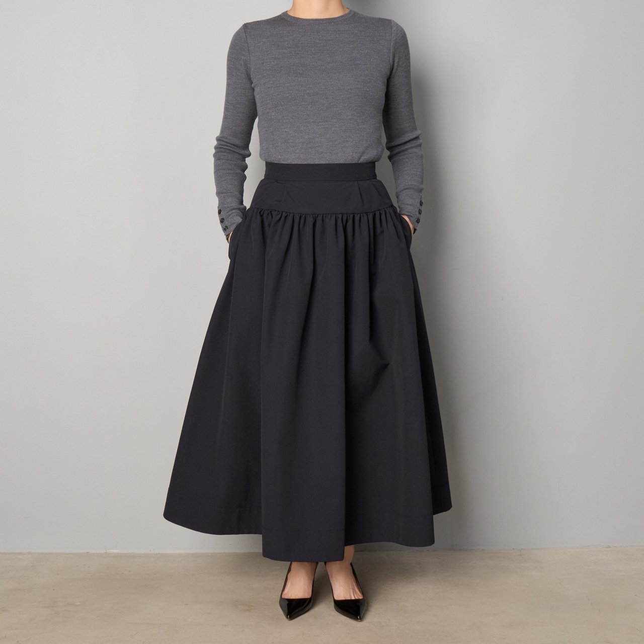 Pale Jute <BR>Black skirt <BR>navy