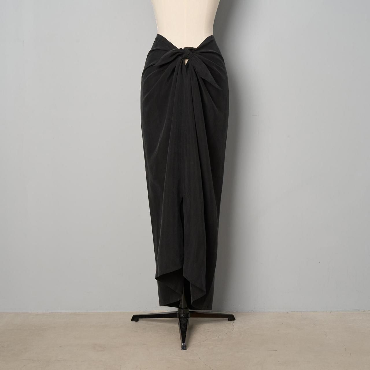 pelleq<BR>black randam skirt<BR>