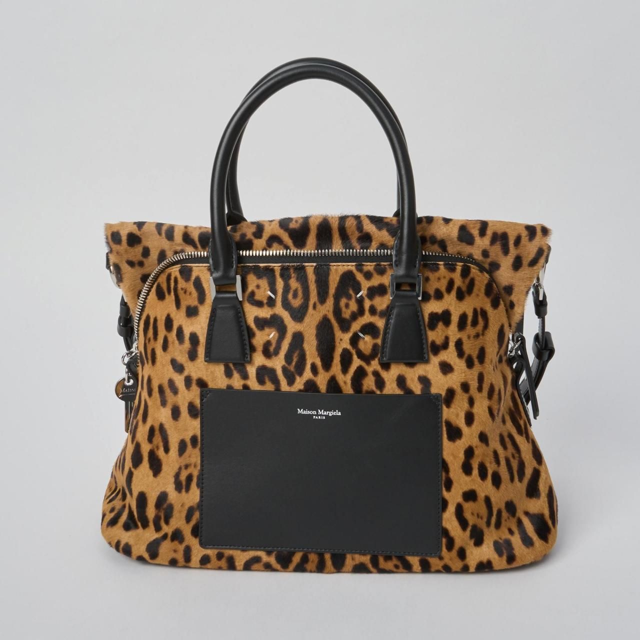 Maison Margiela PARIS<BR>FEMME<BR>¥¯¥í¥¹¥Ü¥Ç¥£¥Ð¥Ã¥°
¡Ö5AC¡× ¥ß¥Ç¥£¥¢¥à<BR>