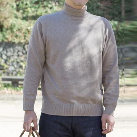 <img class='new_mark_img1' src='https://img.shop-pro.jp/img/new/icons3.gif' style='border:none;display:inline;margin:0px;padding:0px;width:auto;' />OCN EMリブタートルネックTop