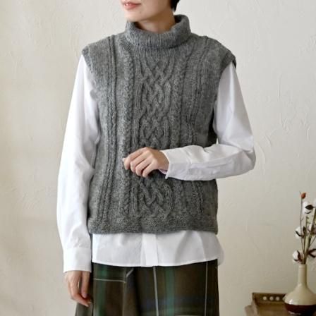 <img class='new_mark_img1' src='https://img.shop-pro.jp/img/new/icons3.gif' style='border:none;display:inline;margin:0px;padding:0px;width:auto;' />SN タートルネックVest