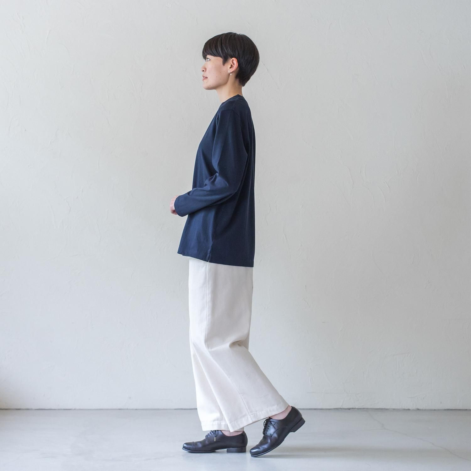 柄二重織シャトルジャガードロングシャツ（ブラック）【ユニ