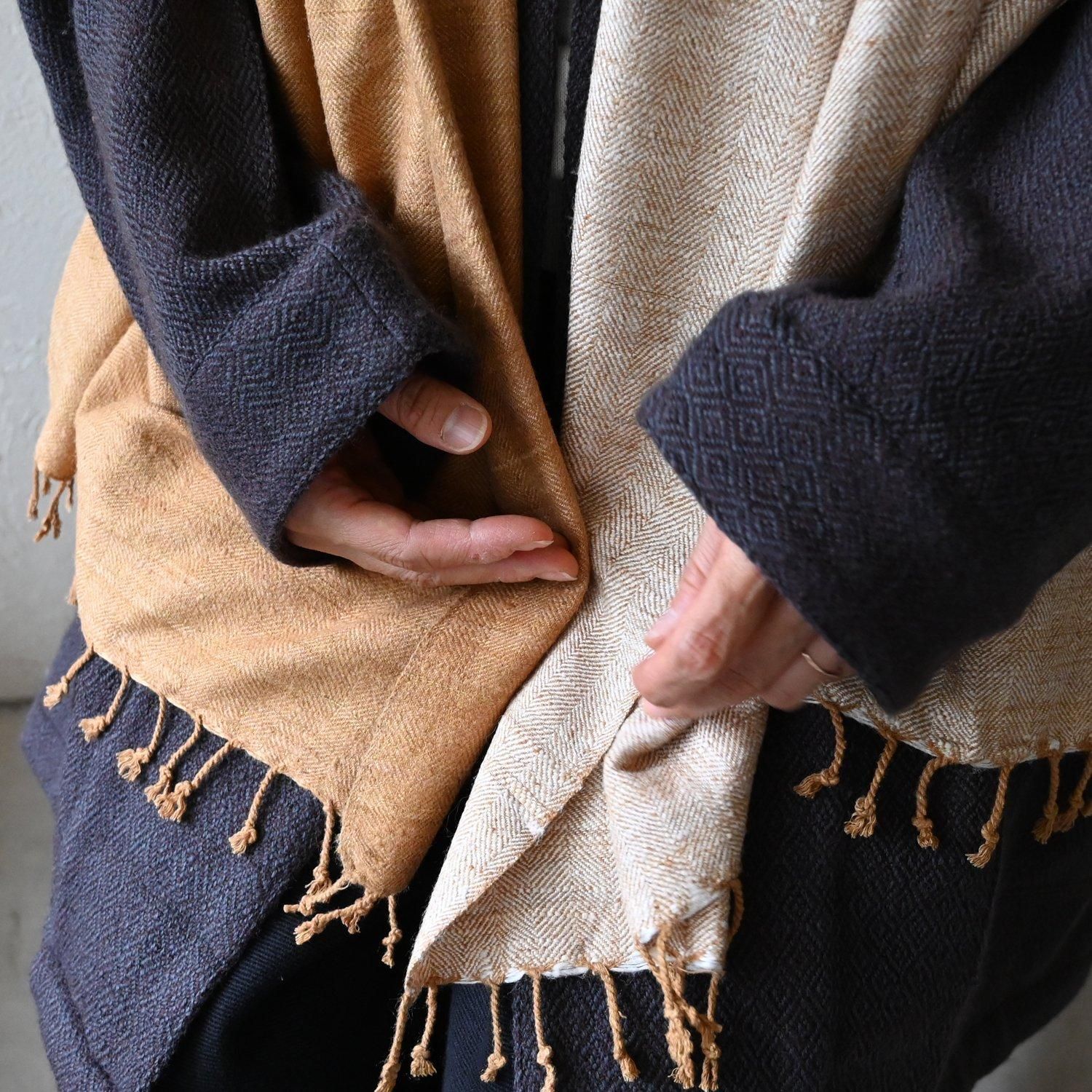 MESH 2トーンワイドエリシルクストール - 【シサム工房 公式