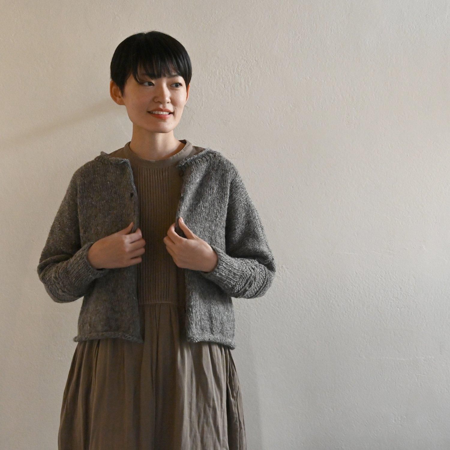 KL WGペッパーシシュウピンタックワンピース - 【シサム工房 KL WGペッパーシシュウピンタックワンピース - 【シサム工房
