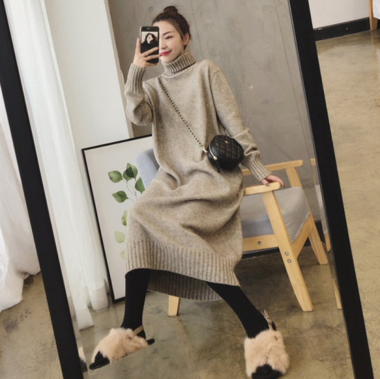 妊娠後期にもおすすめ タートルネックのゆったりニットロングワンピース 4色