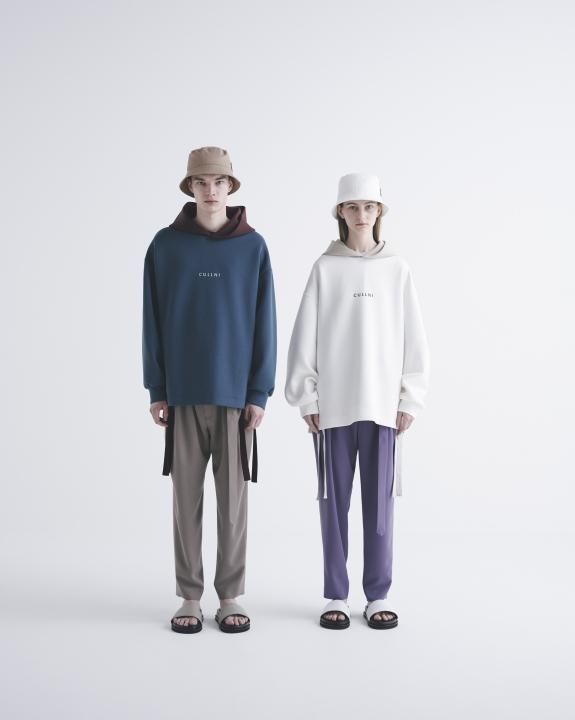 CULLNI ロゴフーディー - m-market CULLNI ロゴフーディー - m-market