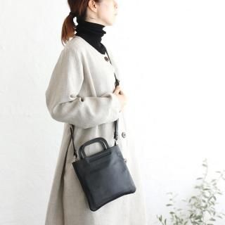 本牛革 軽量レザー 2wayショルダーバッグ ハンドル付き 本牛革 軽量レザー 2wayショルダーバッグ ハンドル付き