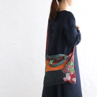 【送料無料】インドの刺し子布 カンタ刺繍（ラリーキルト）2wayバッグ 03