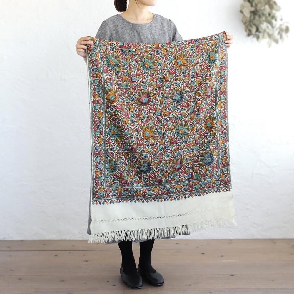 カシミール刺繍ストール | オフホワイト | ハンドミシン