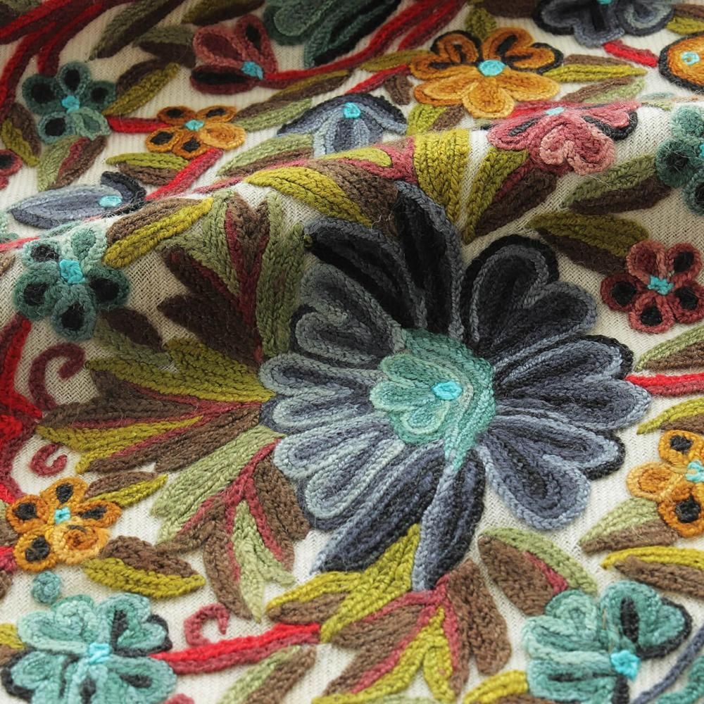 カシミール刺繍ストール | オフホワイト | ハンドミシン カシミール刺繍ストール | オフホワイト | ハンドミシン