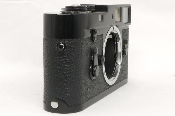ライカ M2 ブラック 後塗り 整備清掃済み - 日進堂カメラ ライカ M2 ブラック 後塗り 整備清掃済み - 日進堂カメラ