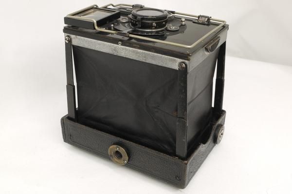 Zeiss Ikon 折りたたみ式カメラ インテリアカメラ 私の推しカメラ、Zeiss Ikon SW｜Kei Kokubu