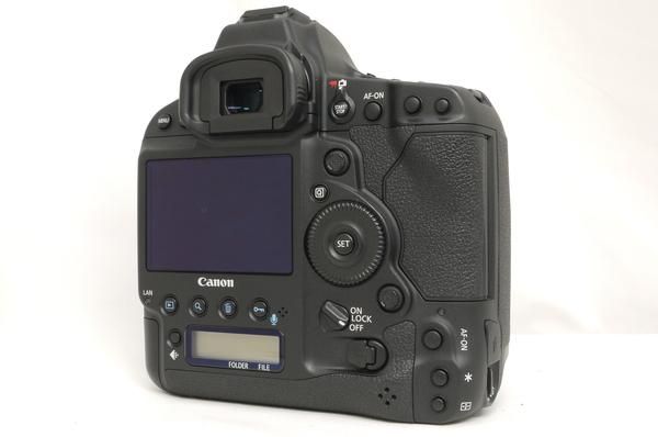 キャノン EOS-1D X MarkⅡ 極上美品(ショット数19,000以下 キャノン EOS-1D X MarkⅡ 極上美品(ショット数19,000以下