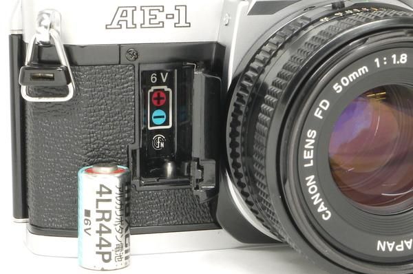 キャノン AE-1 50mm F1.8付 極上美品 - 日進堂カメラ オンライン キャノン AE-1 50mm F1.8付 極上美品 - 日進堂カメラ オンライン