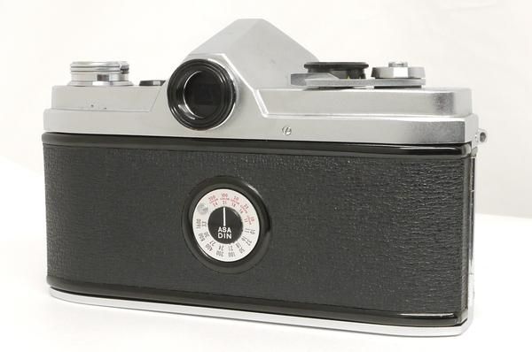 ミノルタ SR-2 55mm F1.8付 ケース付 整備清掃済み 美品 - 日進 ミノルタ SR-2 55mm F1.8付 ケース付 整備清掃済み 美品 - 日進
